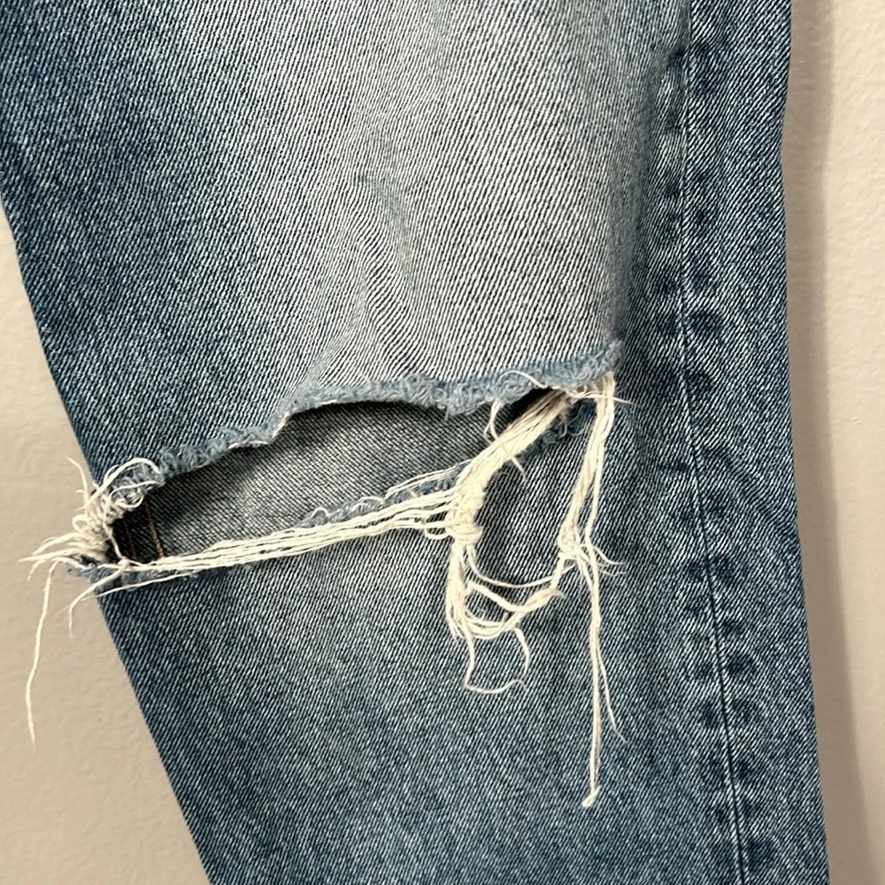 REVOLVE Jane Straight Jean in Ball of Confusion GRLFRND
Color:Ball of Confusion - Picture 6 of 11